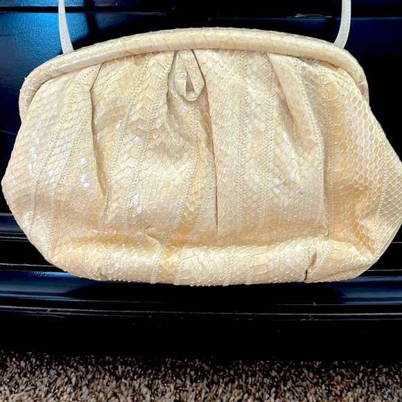 Bags by Varon Vintage crossbody or clutch bag 
Beige snakeskin - Picture 1 of 7